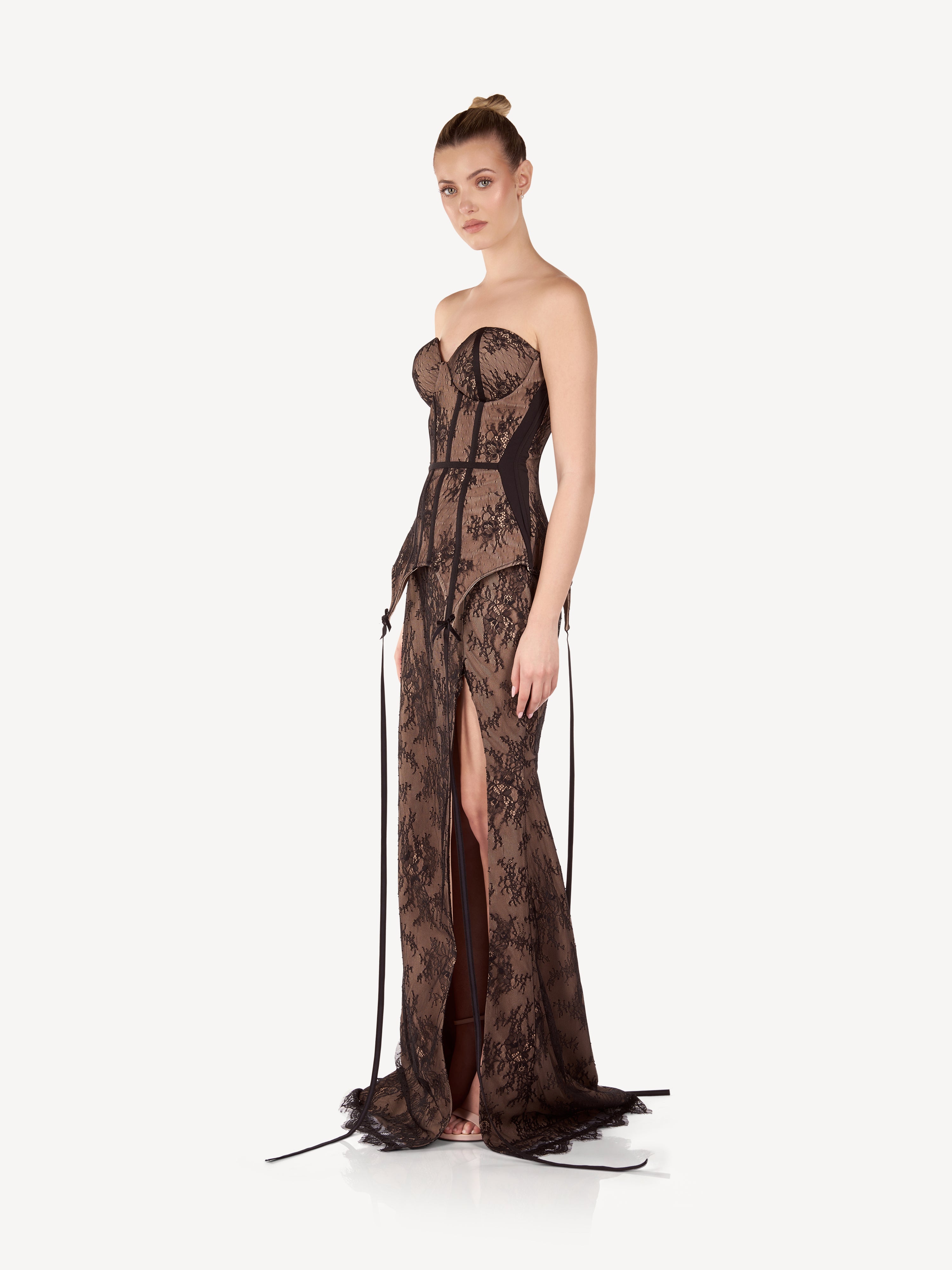Rochie Maxi Corset din Dantela si Crep cu Slit Frontal, Isadora