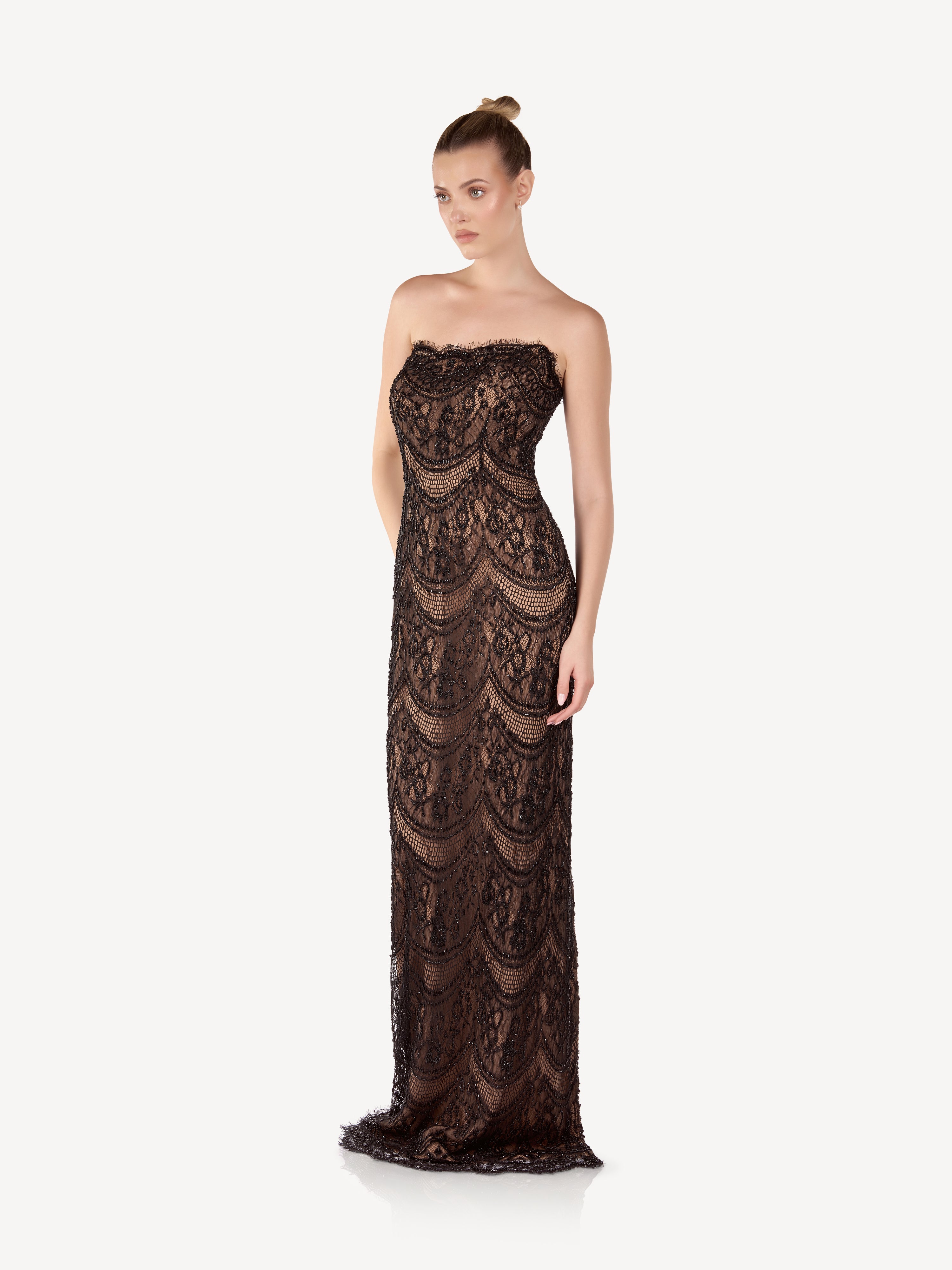 Rochie Maxi cu Broderii Ornamentale si Corset, Valéria