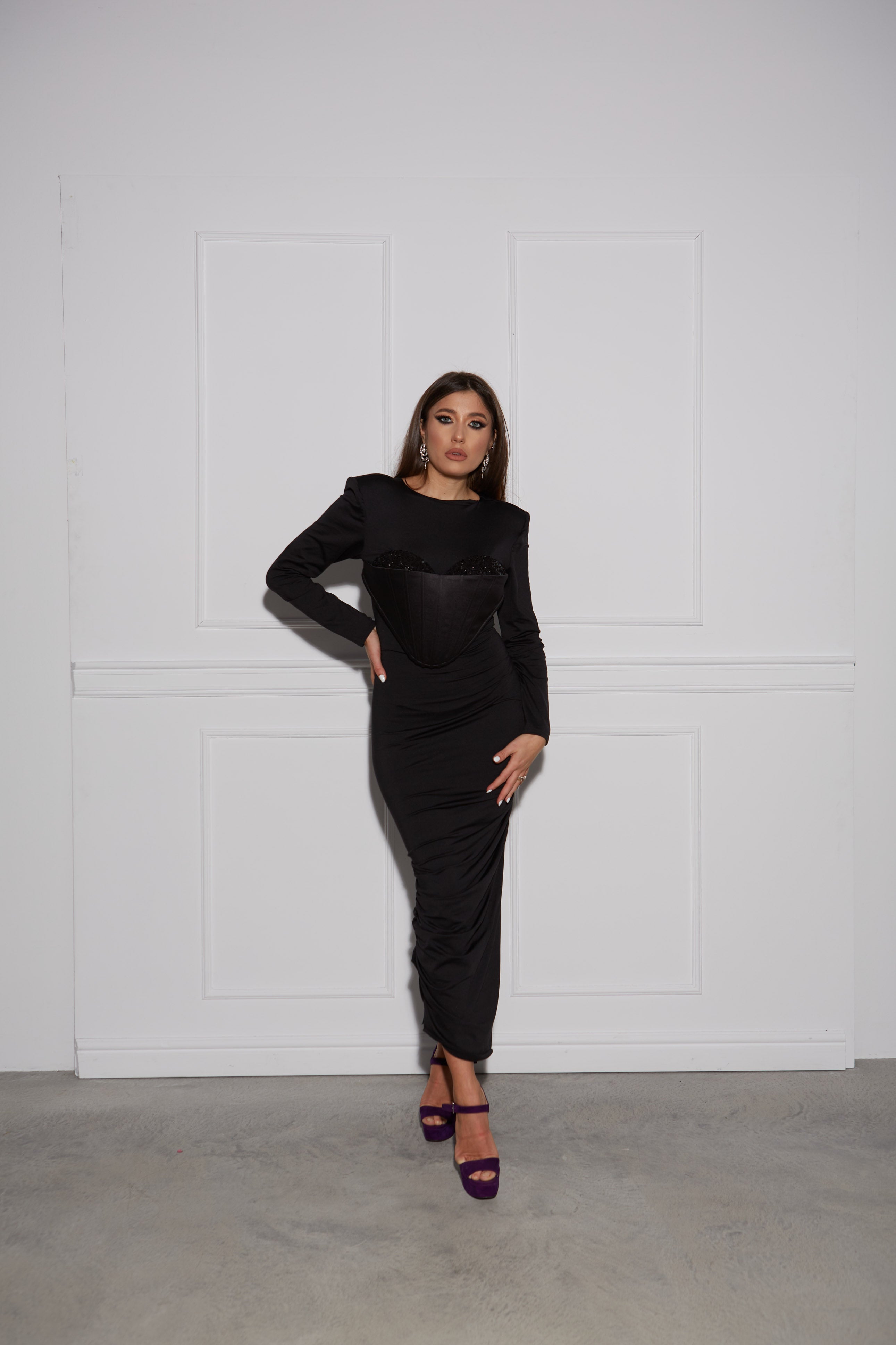 Rochie Maxi Mulata cu Corset Aplicat, Lana
